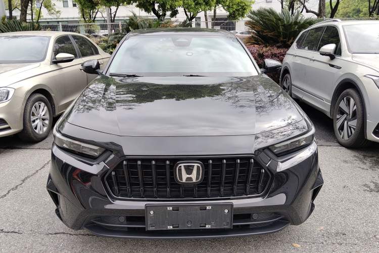 Used Honda Inspire 2023 260TURBO Deluxe Edition Front