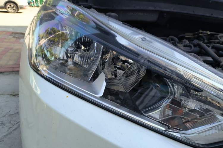 Used Nissan Kicks 2019 1.5L CVT Smart Connect Luxury Edition
