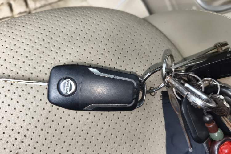 Used Nissan Sylphy 2012 Classic 1.6XE Manual Comfort Edition Vehicle Key
