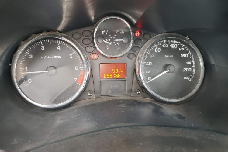 Used Peugeot 207 2011 Sedan 1.4L Manual Yule Edition