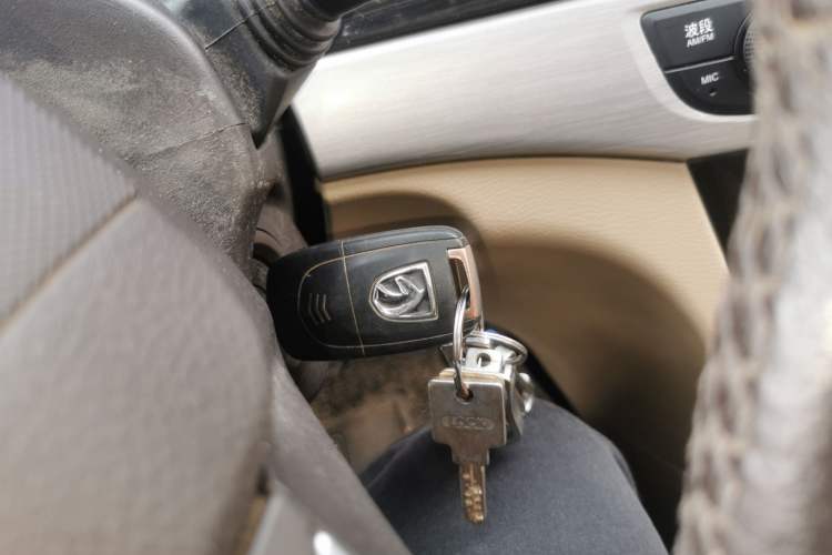 Used Baojun 730 2016 1.5T Manual Luxury Edition 7 Seats
