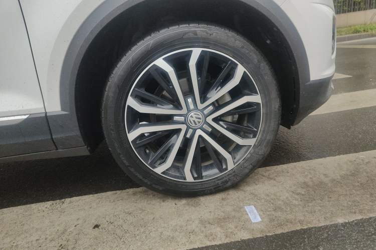 Used Volkswagen T-ROC 2020 280TSI DSG Two-Wheel Drive Comfort Version