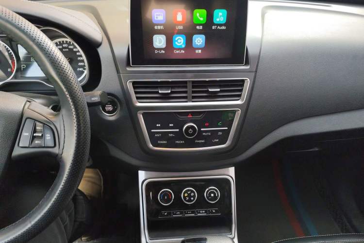 Used Bestune X40 2019 1.6L Automatic Luxury Version China V Emission Standard
