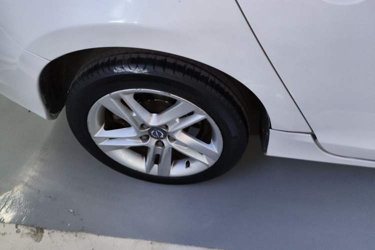 Used Volvo V60 2014 Restyled T5 Zhiya Edition