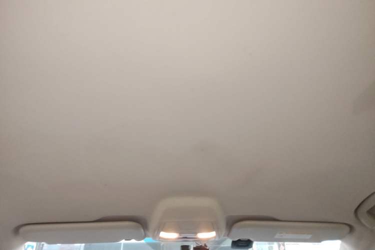 Used FAW Senya R9 2018 1.2T Automatic Comfortable Smart Edition
