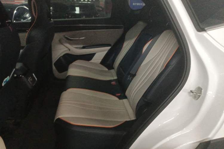 Used BYD Song PLUS New Energy 2024 Honor Edition EV 520km Premium Model
