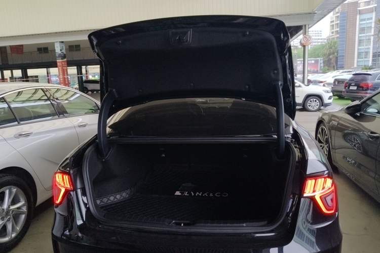 Used Lynk & Co 03 2022 1.5TD DCT JingPro