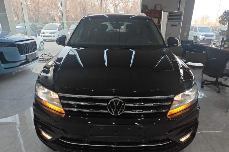 Used Volkswagen Tiguan L 2021 330TSI Automatic Two-Wheel Drive R-Line Enhanced Edition