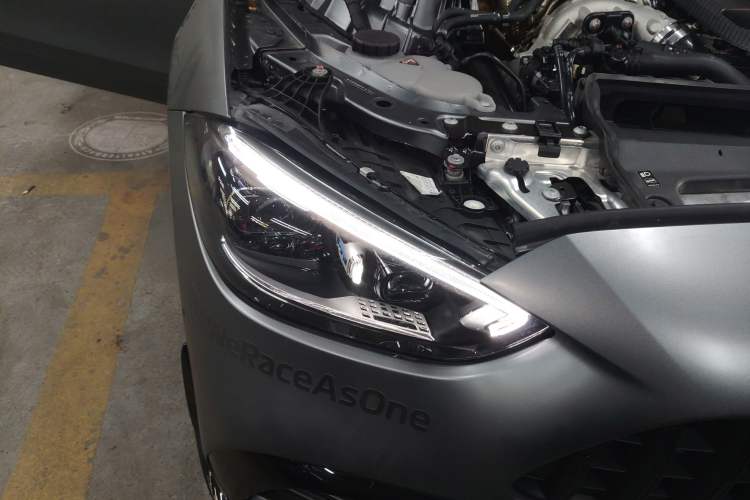 Used Mercedes-Benz C-Class AMG 2024 AMG C 43 4MATIC Special Edition Right Front Headlight