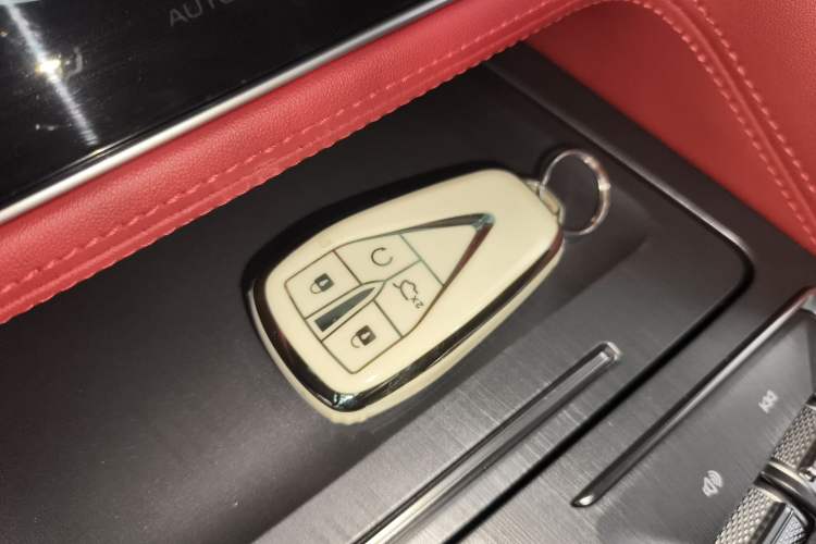 Used CHANGAN CS75 PLUS 2022 1.5T Automatic Luxury Model Vehicle Key