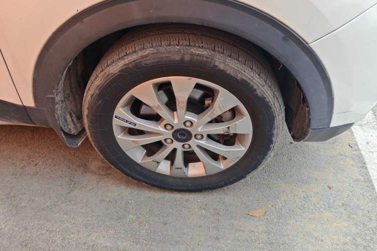 Used Haval H2s 2017 Blue Label 1.5T Dual-Clutch Elite Model Right Front Wheel Hub