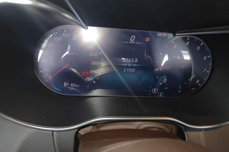 Used Mercedes-Benz GLC 2020 Facelift GLC 260 L 4MATIC Luxury Edition
