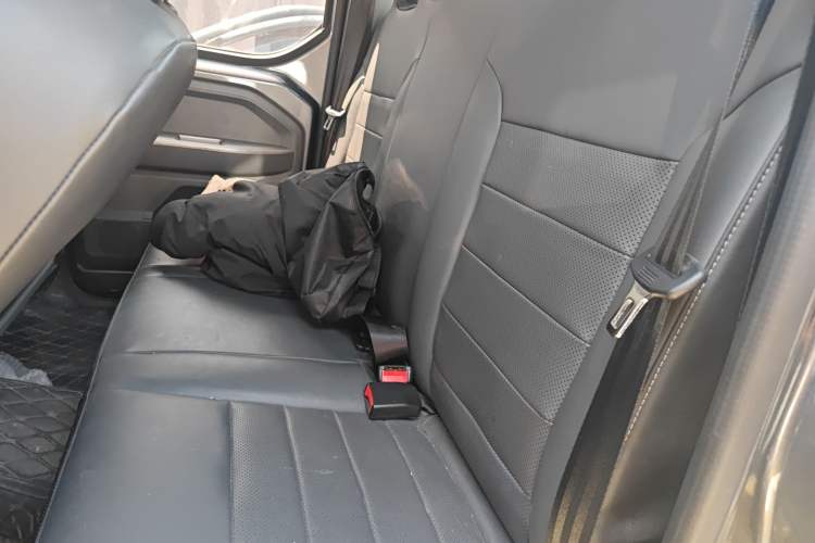 Used Wuling Zhengtu 2021 1.5L Adventure LAR Left Rear Seat