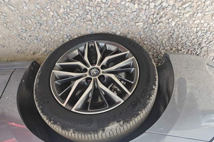 Used BYD Qin PLUS 2021 DM-i 55KM Flagship Model Left Front Wheel Hub