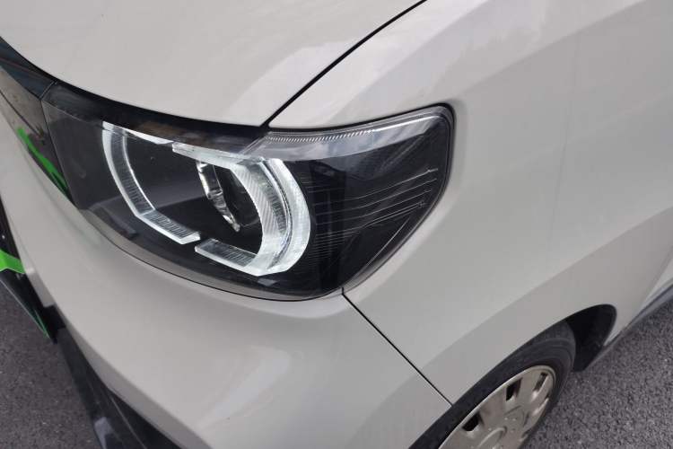 Used Wuling Hongguang MINIEV 2022 Macaron Premium Model – Lithium Iron Phosphate
