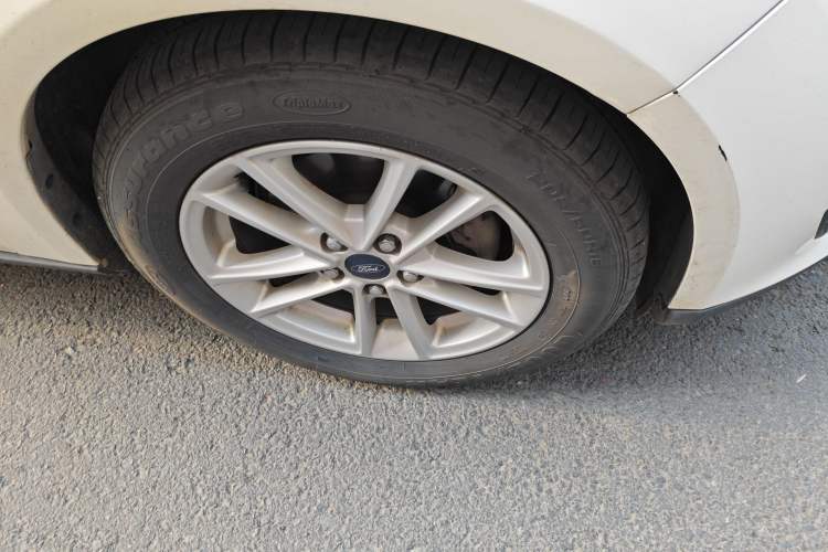 Used Ford Focus 2015 Sedan 1.6L Automatic Trend Model