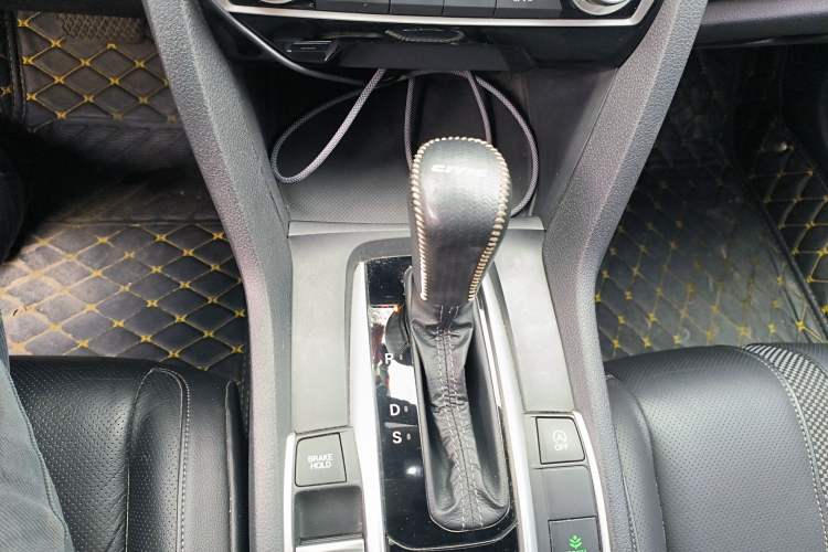 Used Honda Civic 2019 220TURBO CVT Power Edition China V Gear Lever