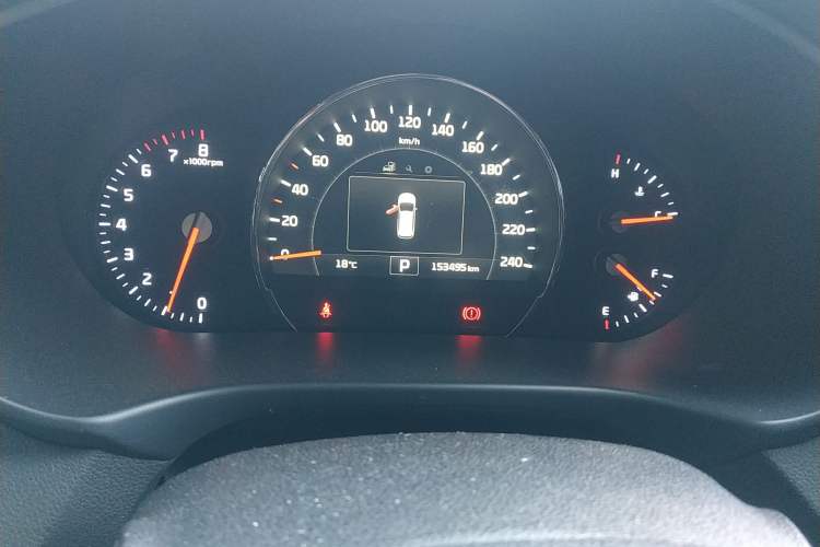 Used Kia Sorento 2015 Sorento L 2.4L Gasoline 4WD Elite Edition 7 Seats China IV Standard