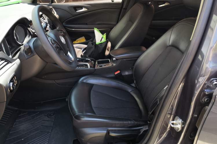 Used Buick Verano 2017 Sedan 20T Dual-Clutch Leading Model Left Front Seat