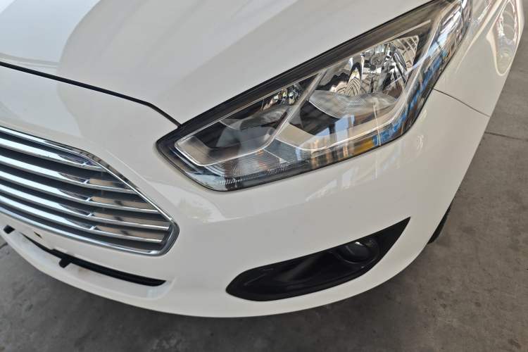 Used Ford Escort 2017 Happiness Edition 1.5L Automatic Fashion Version