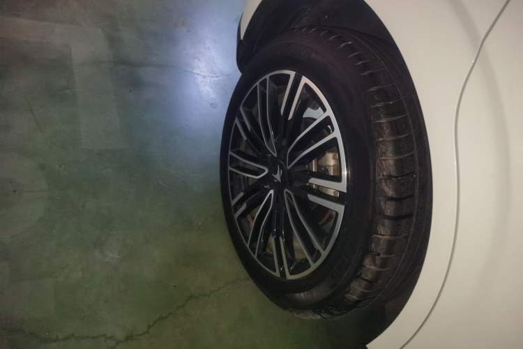 Used ARCFOX T1 2025 Model 425 PLUS
