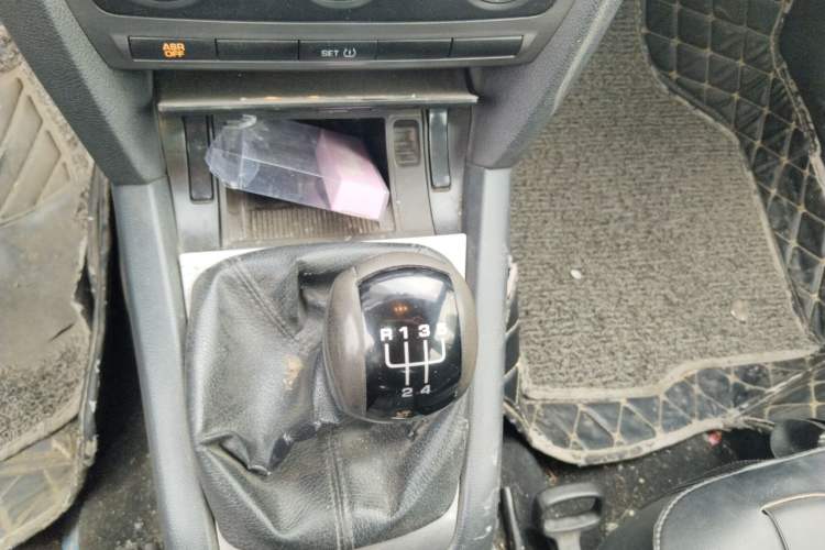 Used Skoda Octavia 2012 1.6L Manual Yijie Edition