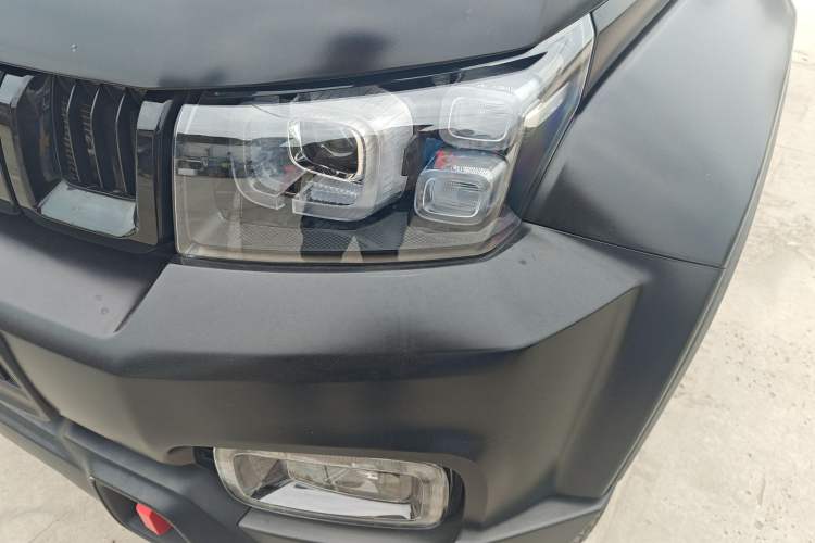 Used BAIC Off-Road BJ40 2023 2.0D Automatic Four-Wheel Drive Blade Hero Edition Adventurer Type
