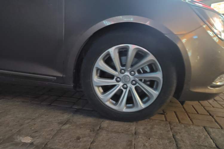 Used Buick LaCrosse 2013 2.0T SIDI Elite Tech Version