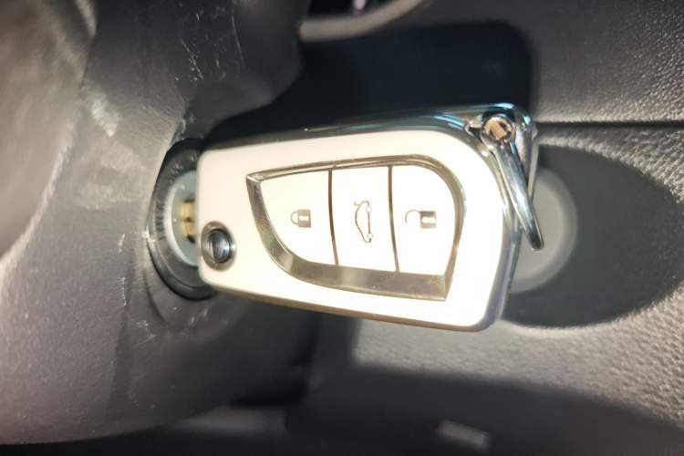 Used Toyota Corolla Cross 2026 Model 2.0L Pioneer Edition
