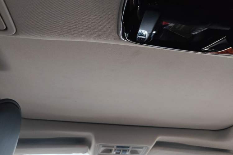 Used Jaguar XJ 2012 XJL 3.0 Panoramic Business Edition