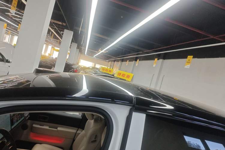 Used Li Auto MEGA 2025 Home Family Special Edition