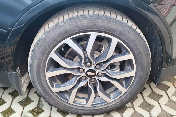 Used Cadillac XT5 2022 2.0T Four-Wheel Drive Platinum Edition
