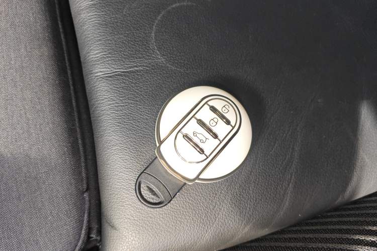 Used MINI Countryman 2017 1.5T COOPER ALL4 Traveler Vehicle Key