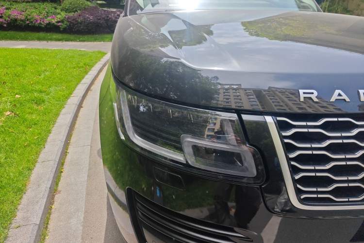 Used Land Rover Range 2020 3.0 L6 Long-Wheelbase Legacy