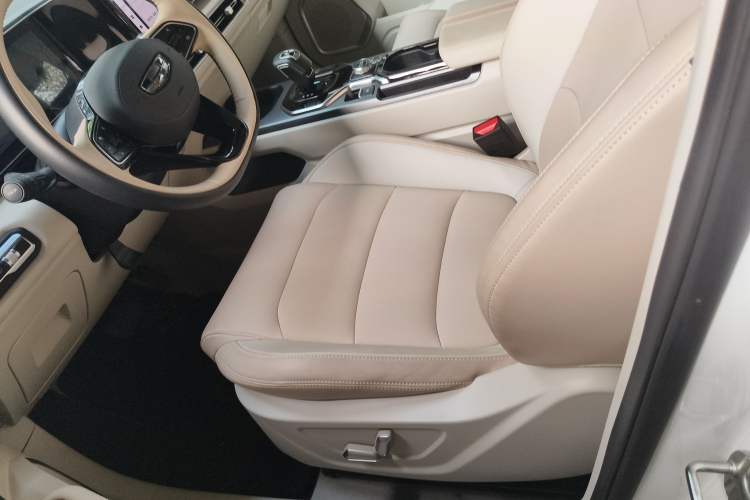 Used Geely Auto icon 2025 Linglong 1.5TD Jinxi Edition
