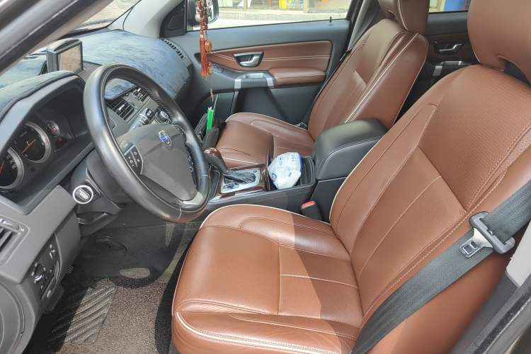 Used Volvo XC Classic 2014 T5 Executive Edition