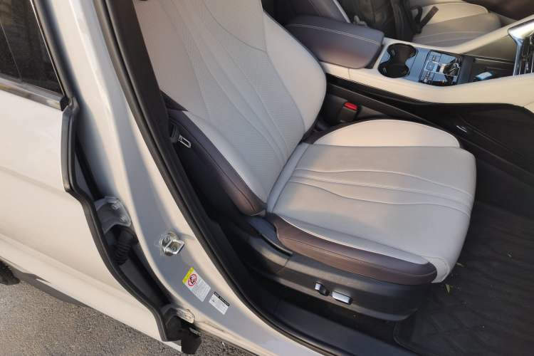 Used BYD Song PLUS New Energy 2025 EV Intelligent Driving Version 520km Premium Model
