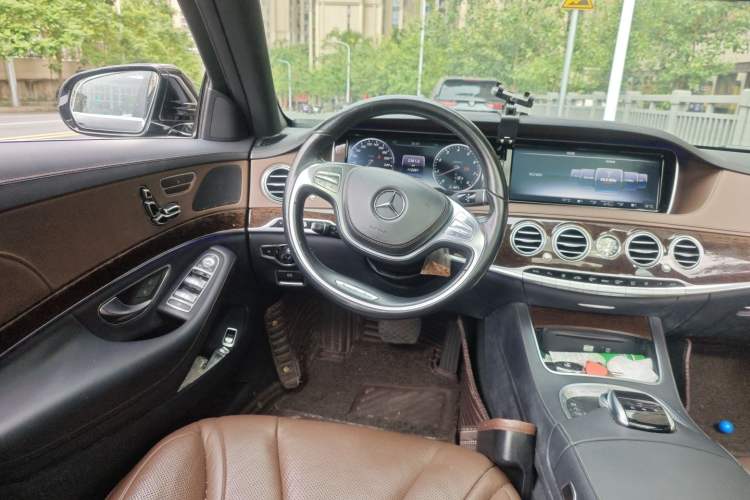 Used Mercedes-Benz S-Class 2017 S 320 L Business Model