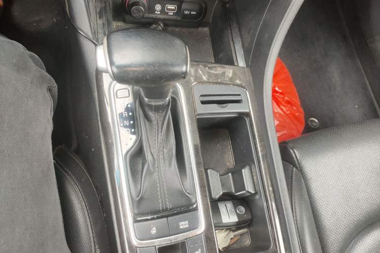 Used Kia K5 2016 1.6T Automatic LUX