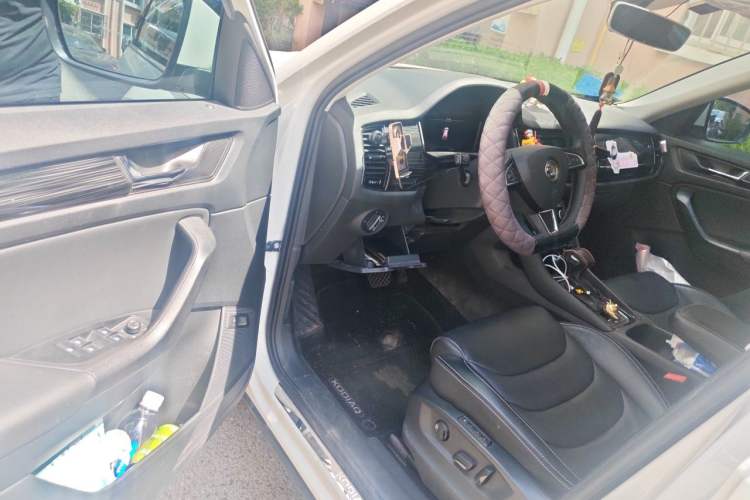 Used Skoda Kodiaq 2019 Facelifted TSI330 7-Seater Two-Wheel-Drive Deluxe Enjoyment Version China V Emission Standard
