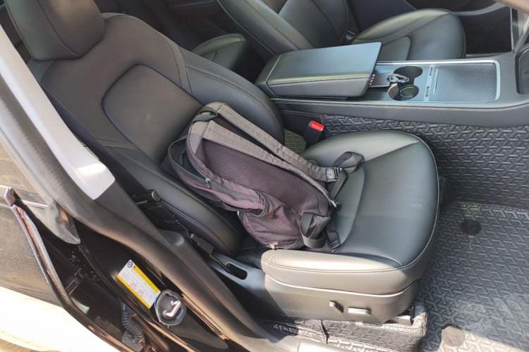 Used Tesla Model Y 2023 Rear-Wheel-Drive Version