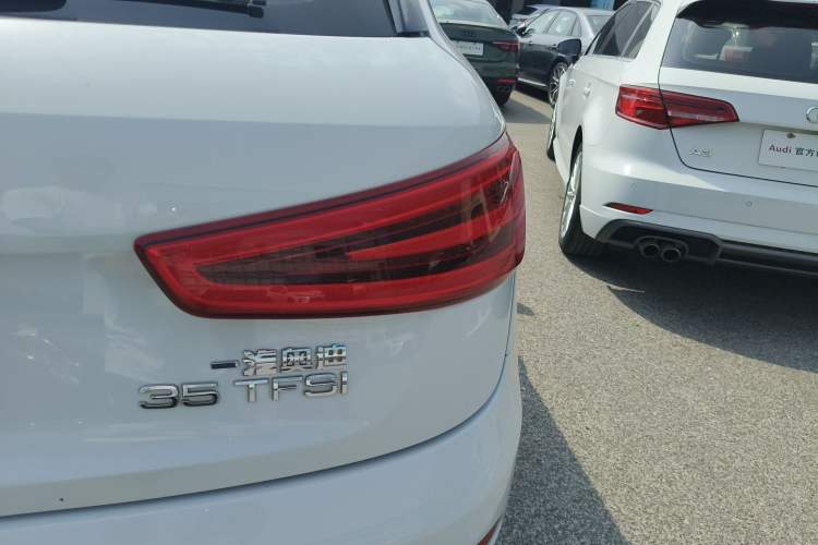 Used Audi Q3 2015 35 TFSI Comfort Model