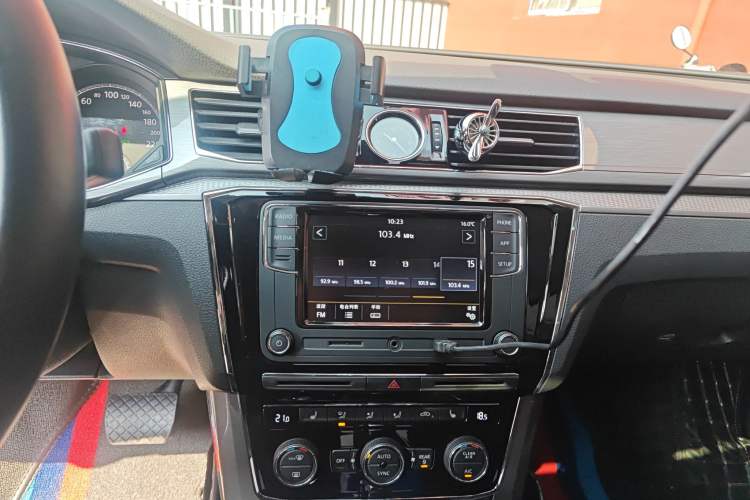 Used Volkswagen Passat 2017 330TSI DSG Luxury Edition
