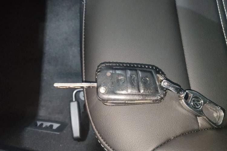 Used Volkswagen Lavida 2017 1.6L Automatic Fashion Edition
