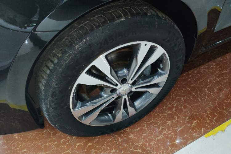 Used Mercedes-Benz V-Class 2017 V 260 Avantgarde Edition