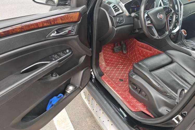 Used Cadillac SRX 2015 3.0L Elite Model