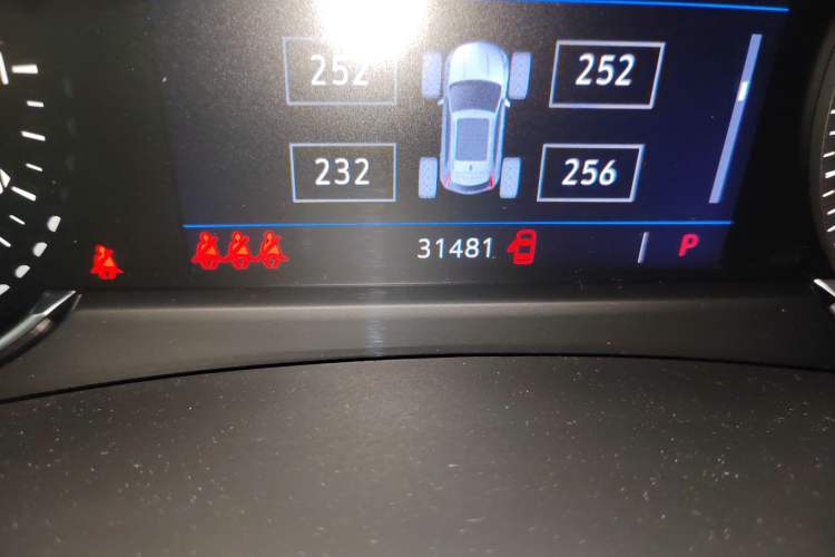 Used Cadillac XT4 2018 28T Two-Wheel Drive Leading Version