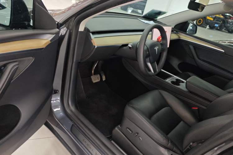 Used Tesla Model Y 2022 Revised Version Rear-Wheel Drive Driver Seat