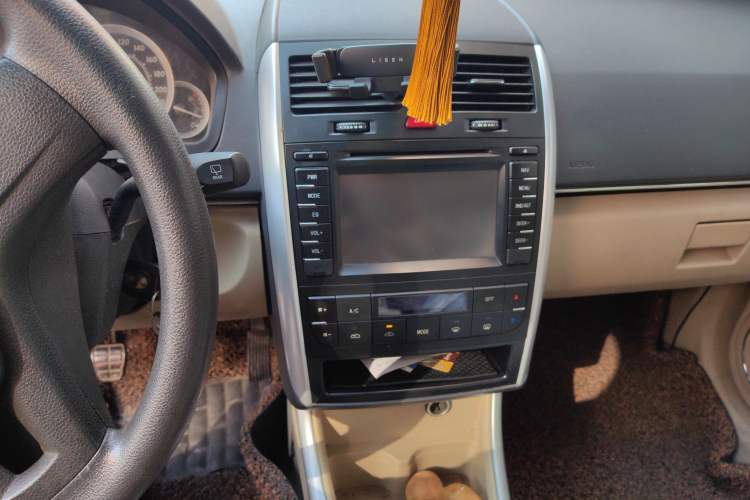 Used BAIC E Series 2012 Hatchback 1.5L Manual Leshang Version