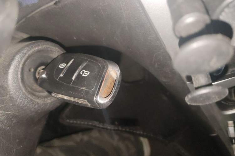 Used Peugeot 307 2010 Sedan 1.6L Manual Comfort Edition
